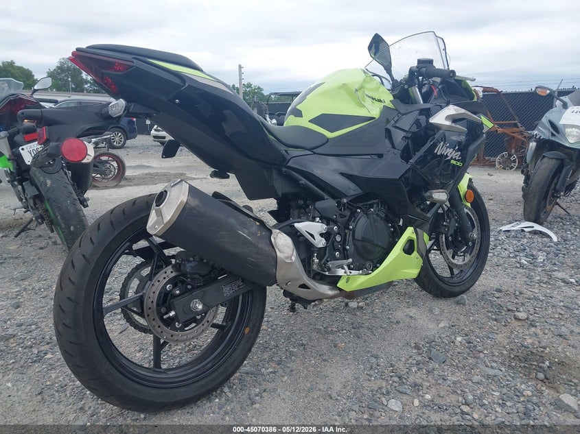 2026 Kawasaki Ninja VIN ML5EXGJ10TDA80668 IAAI salvage auction — RIGHT SIDE, Salvage (Georgia), sold $1,200 on 2026-07-28 (photo 4)