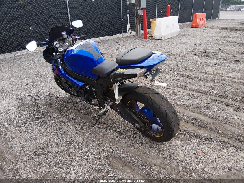 2007 Suzuki Gsx-r VIN JS1GN7DA672112984 IAAI salvage auction — SIDE, Salvage (South Carolina), sold $1,650 on 2026-07-21 (photo 3)