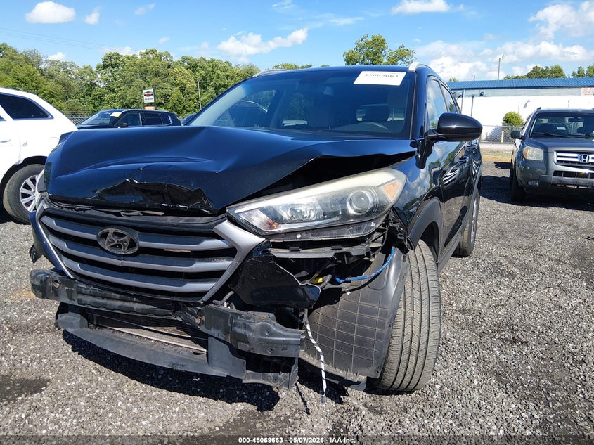 2017 Hyundai Tucson VIN KM8J3CA44HU262666 IAAI salvage auction — FRONT END, Salvage (South Carolina), sold $675 on 2026-07-28 (photo 6)