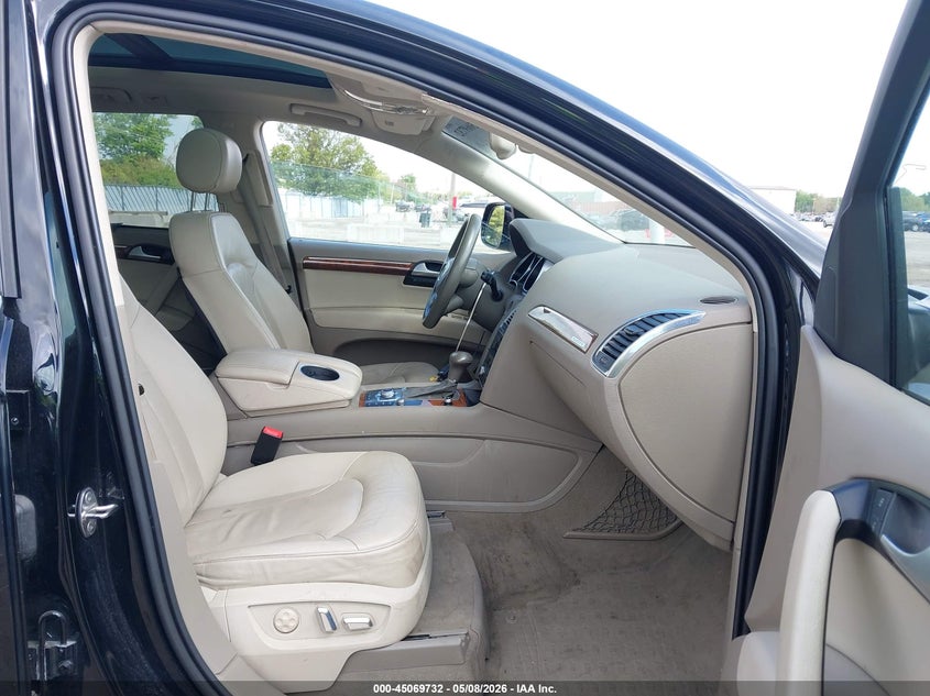 2014 Audi Q7 VIN WA1LGAFE5ED011099 IAAI salvage auction — UNKNOWN, Salvage (Illinois), sold $750 on 2026-07-07 (photo 5)