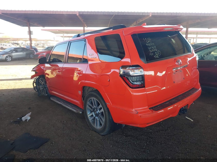 2024 Toyota 4runner VIN JTEAU5JR8R5305325 IAAI salvage auction — LEFT FRONT, Salvage (Texas), sold $16,975 on 2026-07-14 (photo 3)