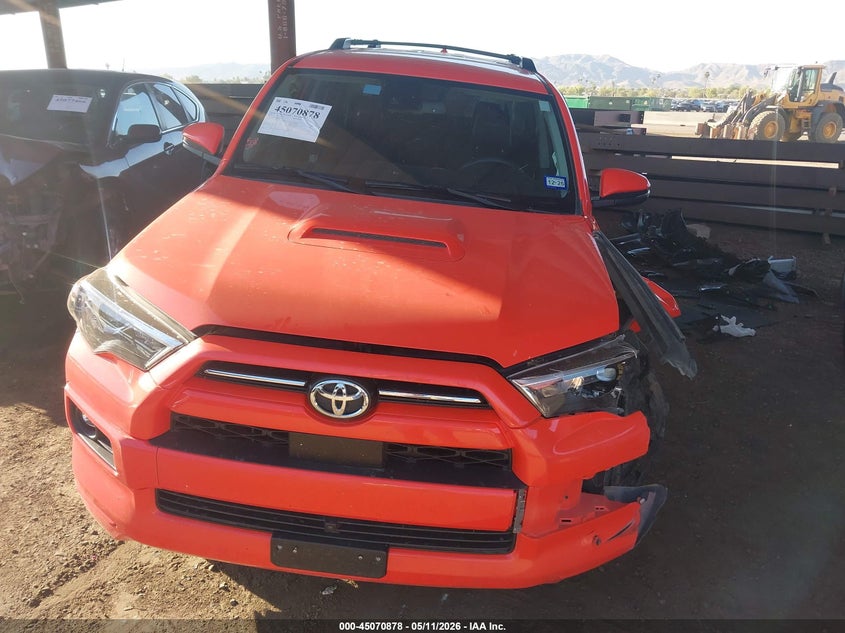2024 Toyota 4runner VIN JTEAU5JR8R5305325 IAAI salvage auction — LEFT FRONT, Salvage (Texas), sold $16,975 on 2026-07-14 (photo 6)