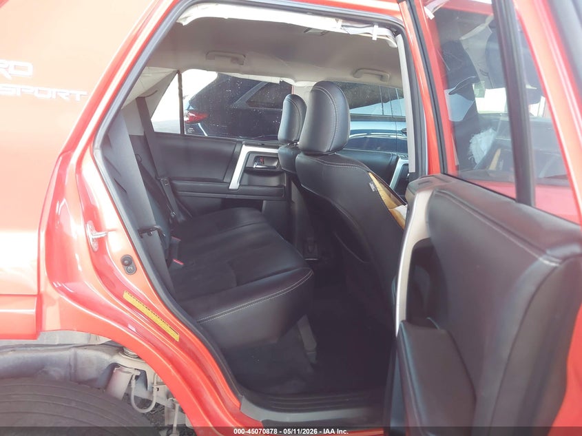 2024 Toyota 4runner VIN JTEAU5JR8R5305325 IAAI salvage auction — LEFT FRONT, Salvage (Texas), sold $16,975 on 2026-07-14 (photo 8)