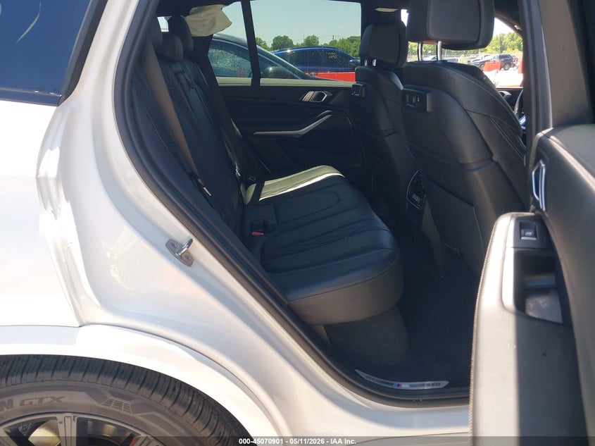2022 BMW X5 VIN 5UXCR6C06N9L91867 IAAI salvage auction — LEFT SIDE, Salvage (Missouri), sold $21,150 on 2026-07-07 (photo 8)