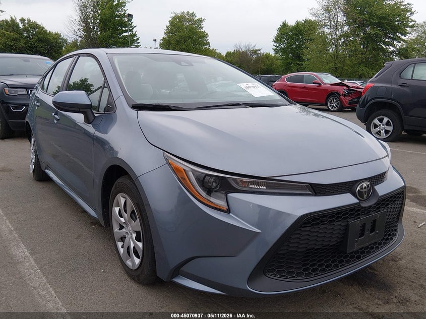 2022 Toyota Corolla VIN 5YFEPMAE6NP383720 IAAI salvage auction — REAR END, Salvage Title, sold $3,900 on 2026-07-27 (photo 1)