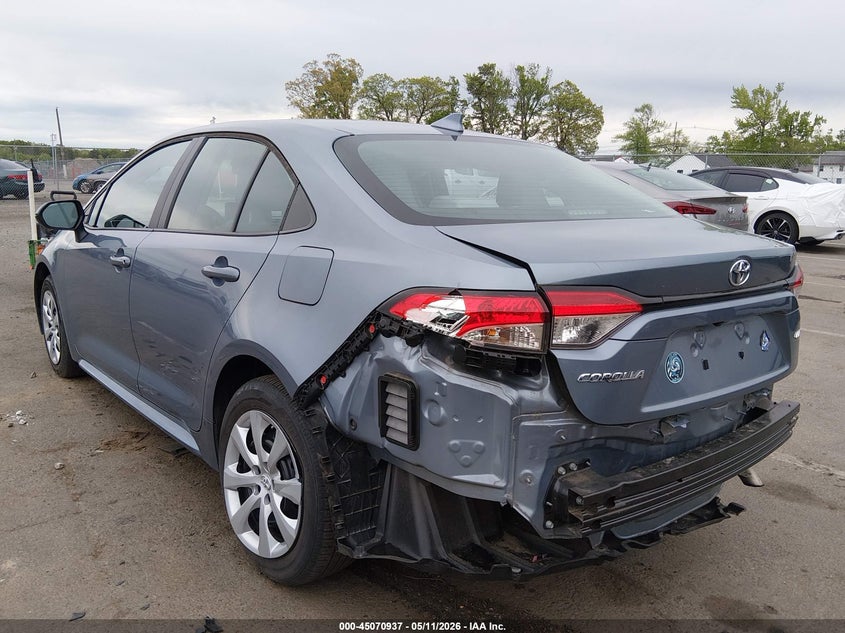 2022 Toyota Corolla VIN 5YFEPMAE6NP383720 IAAI salvage auction — REAR END, Salvage Title, sold $3,900 on 2026-07-27 (photo 3)
