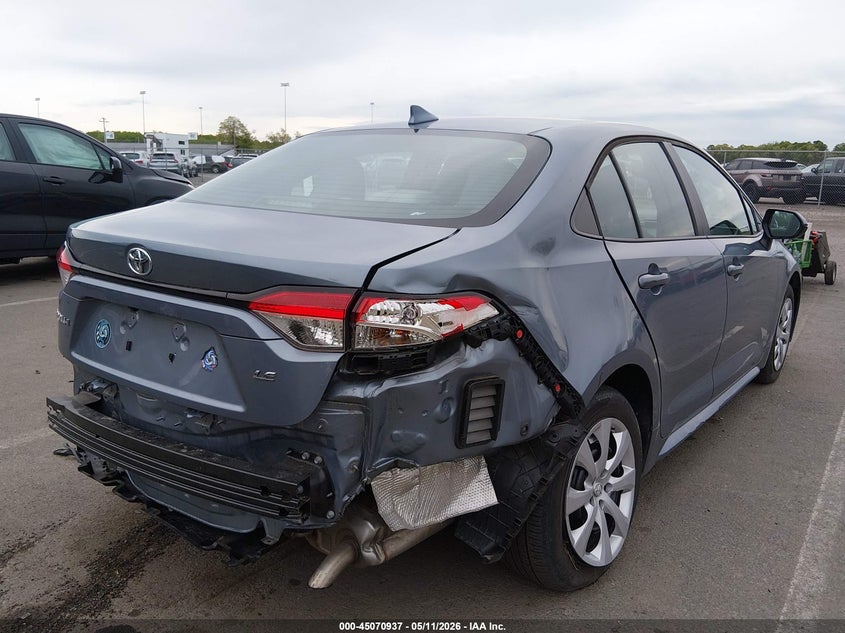 2022 Toyota Corolla VIN 5YFEPMAE6NP383720 IAAI salvage auction — REAR END, Salvage Title, sold $3,900 on 2026-07-27 (photo 4)