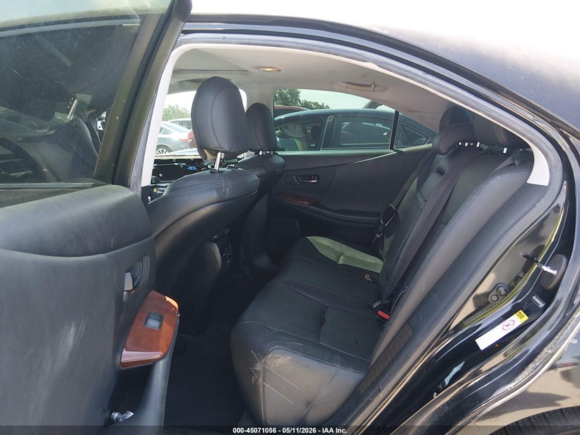 2011 Lexus Hs 250h VIN JTHBB1BAXB2043359 IAAI salvage auction — FRONT END, Original (Texas), sold $550 on 2026-07-16 (photo 8)
