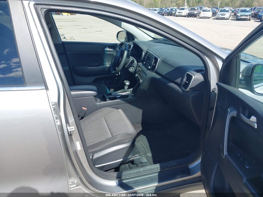 2019 Kia Sportage VIN KNDPMCACXK7609300 IAAI salvage auction — FRONT & REAR, Salvage (Massachusetts), sold $2,400 on 2026-07-24 (photo 5)