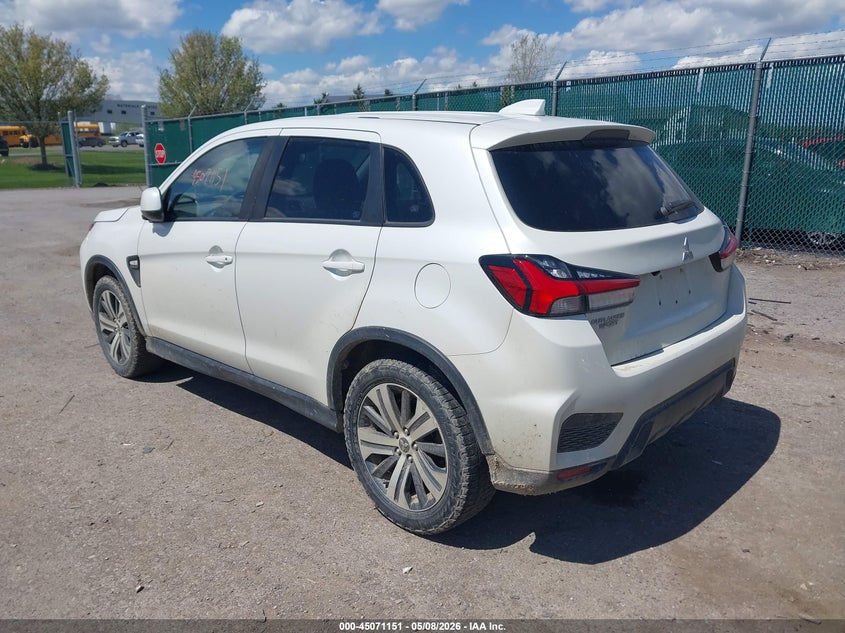 2021 Mitsubishi Outlander VIN JA4ARUAU3MU032842 IAAI salvage auction — FRONT END, Mv-907A (New York), sold $4,950 on 2026-07-07 (photo 3)