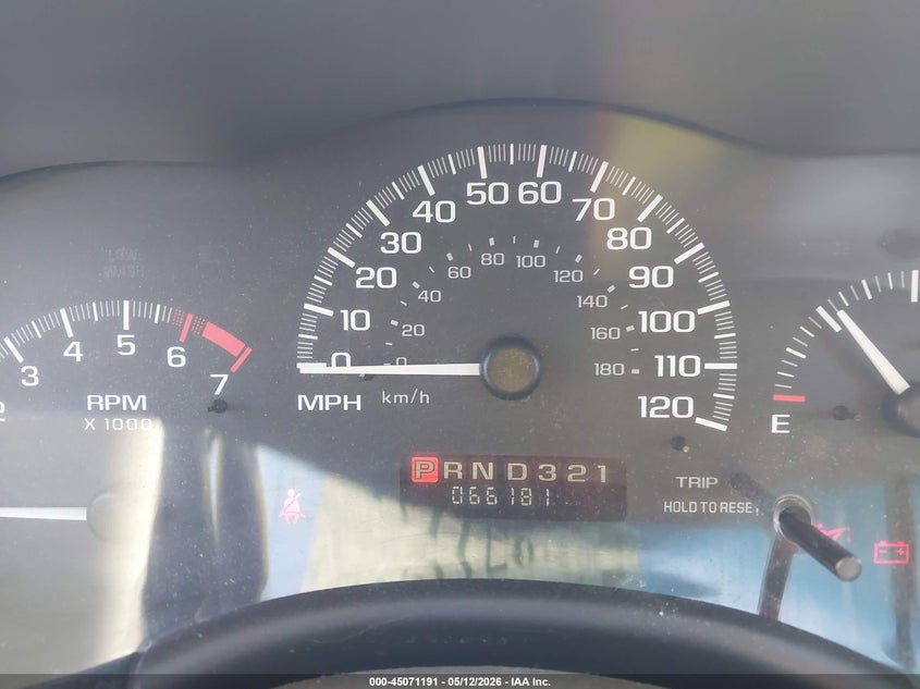2000 Chevrolet Malibu VIN 1G1ND52J2Y6267414 IAAI salvage auction — NORMAL WEAR, Clear (Washington), sold $175 on 2026-07-08 (photo 7)