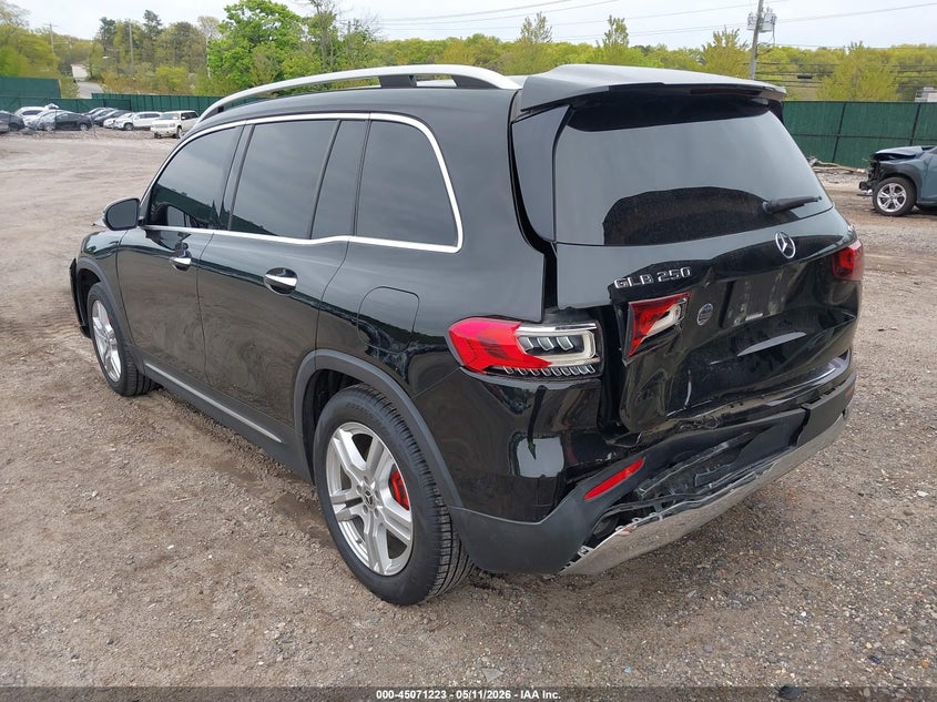 2020 Mercedes-benz Glb VIN WDC4M4HBXLW003230 IAAI salvage auction — FRONT & REAR, Wait Title, sold $7,600 on 2026-08-18 (photo 3)