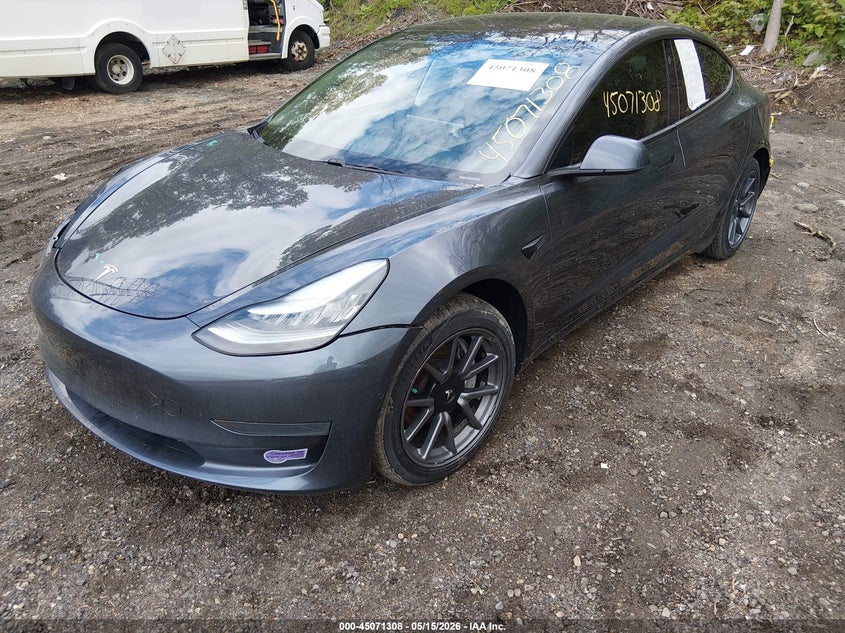 2019 Tesla Model 3 VIN 5YJ3E1EAXKF411318 IAAI salvage auction — REAR END, Salvage (Idaho), sold $3,750 on 2026-07-11 (photo 2)