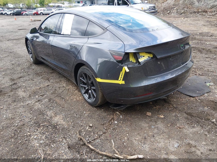 2019 Tesla Model 3 VIN 5YJ3E1EAXKF411318 IAAI salvage auction — REAR END, Salvage (Idaho), sold $3,750 on 2026-07-11 (photo 3)