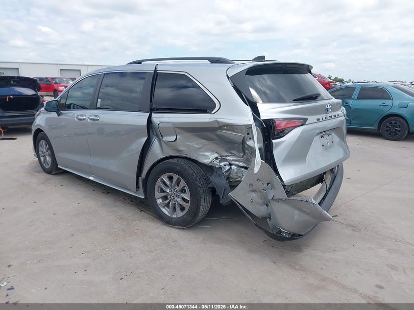 2022 Toyota Sienna VIN 5TDYRKEC5NS085171 IAAI salvage auction — LEFT SIDE, Original (Texas), sold $10,950 on 2026-07-15 (photo 3)