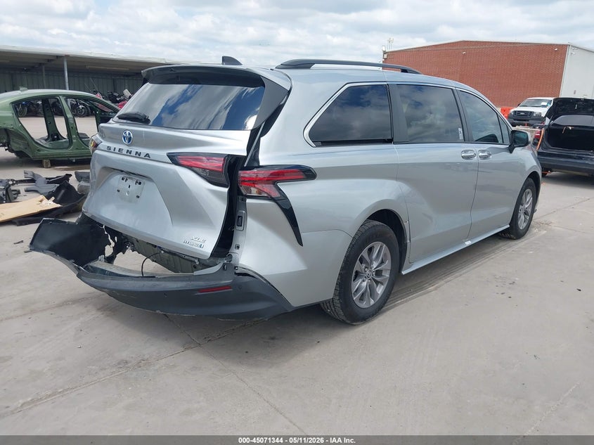 2022 Toyota Sienna VIN 5TDYRKEC5NS085171 IAAI salvage auction — LEFT SIDE, Original (Texas), sold $10,950 on 2026-07-15 (photo 4)
