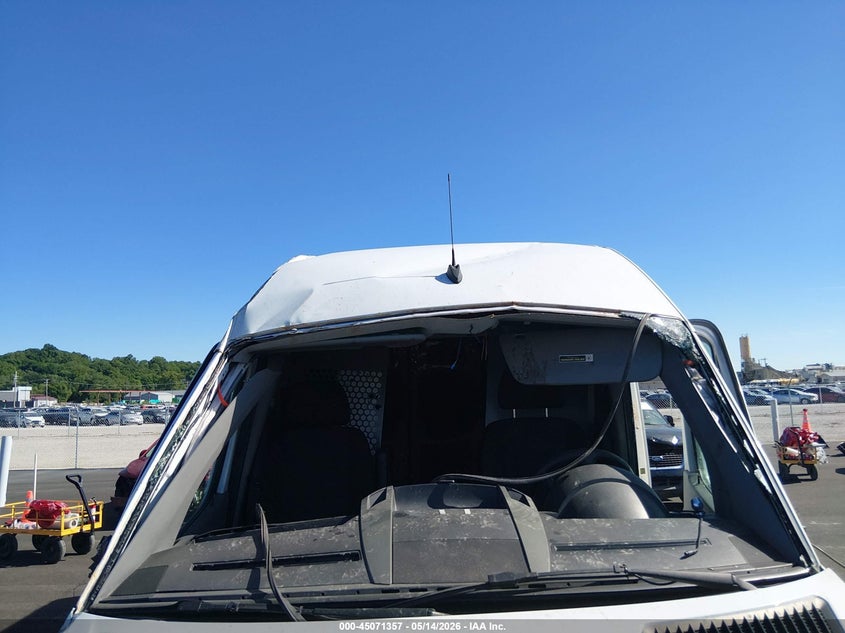 2016 Mercedes-benz Sprinter VIN WD3PE8DD2GP174529 IAAI salvage auction — ALL OVER, Salvage (Illinois), sold $375 on 2026-07-14 (photo 6)