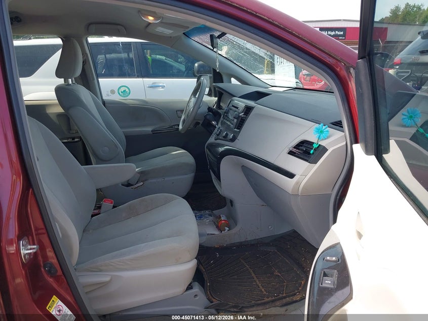2012 Toyota Sienna VIN 5TDZK3DC7CS247587 IAAI salvage auction — RIGHT FRONT, Salvage (North Carolina), sold $825 on 2026-07-23 (photo 5)