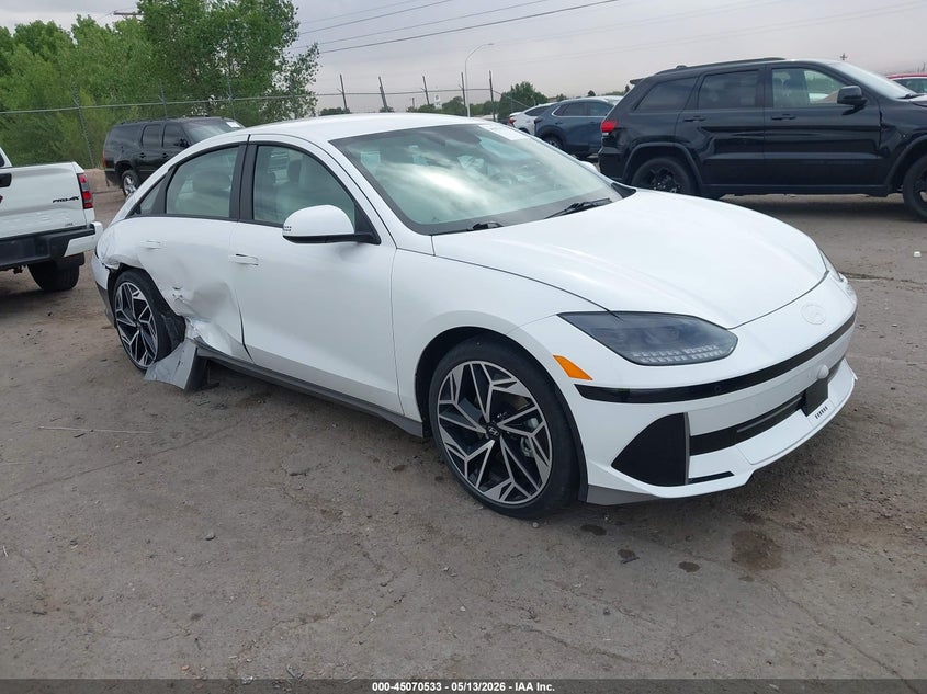 2024 Hyundai Ioniq 6 VIN KMHM34AC3RA080342 — IAAI salvage auction photo