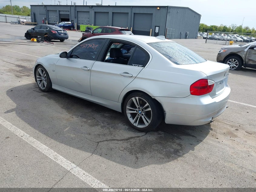 2008 BMW 3er VIN WBAVB73528VH24786 IAAI salvage auction — FRONT END, Clear (Indiana), sold $425 on 2026-07-10 (photo 3)