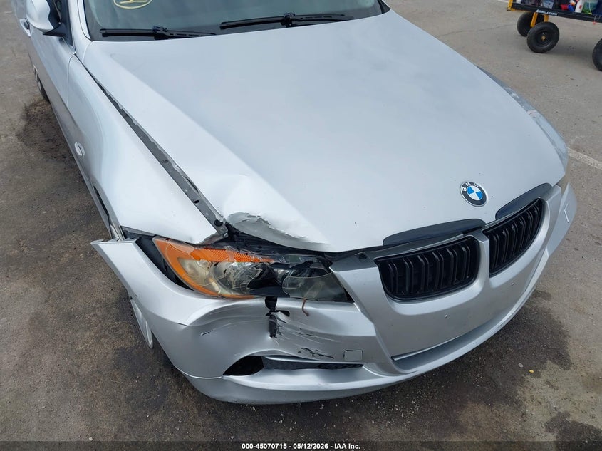 2008 BMW 3er VIN WBAVB73528VH24786 IAAI salvage auction — FRONT END, Clear (Indiana), sold $425 on 2026-07-10 (photo 6)