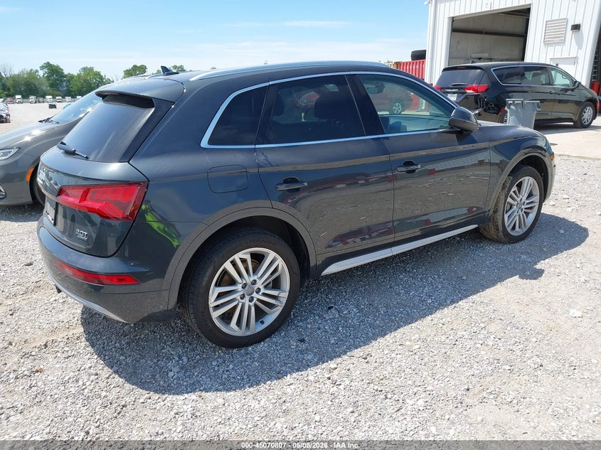 2018 Audi Q5 VIN WA1BNAFY7J2007816 IAAI salvage auction — FRONT END, Salvage (Missouri), sold $6,300 on 2026-07-27 (photo 4)