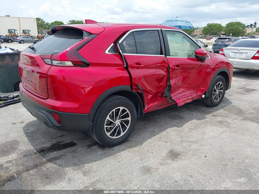 2024 Mitsubishi Eclipse cross VIN JA4ATUAA1RZ069048 IAAI salvage auction — RIGHT SIDE, Rebuildable (Florida), sold $1,000 on 2026-07-16 (photo 4)