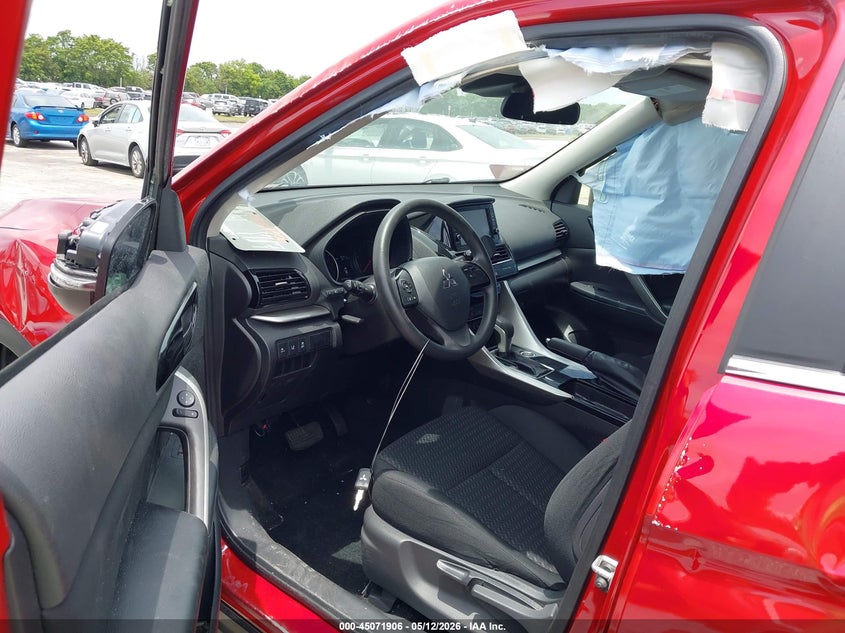 2024 Mitsubishi Eclipse cross VIN JA4ATUAA1RZ069048 IAAI salvage auction — RIGHT SIDE, Rebuildable (Florida), sold $1,000 on 2026-07-16 (photo 5)
