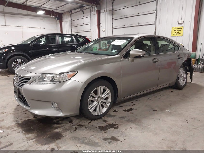 2015 Lexus VIN JTHBK1GG3F2202127 IAAI salvage auction — REAR END, Salvage (Iowa), sold $2,825 on 2026-07-07 (photo 2)