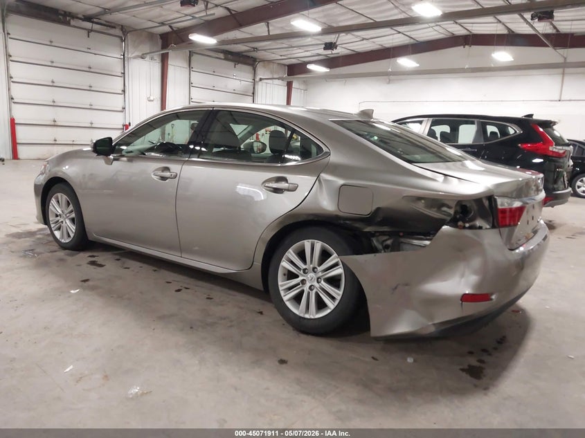 2015 Lexus VIN JTHBK1GG3F2202127 IAAI salvage auction — REAR END, Salvage (Iowa), sold $2,825 on 2026-07-07 (photo 3)