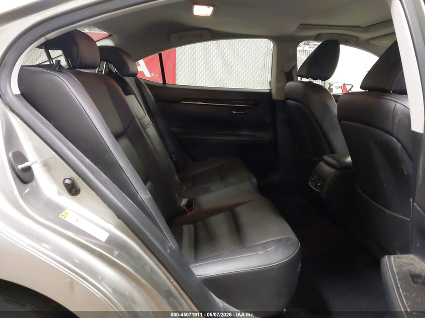 2015 Lexus VIN JTHBK1GG3F2202127 IAAI salvage auction — REAR END, Salvage (Iowa), sold $2,825 on 2026-07-07 (photo 8)