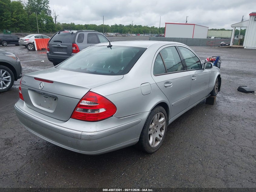 2003 Mercedes-benz E-klasse VIN WDBUF70J13A123174 IAAI salvage auction — RIGHT FRONT, Salvage - Greater Than 75% (Maryland), sold $250 on 2026-07-09 (photo 4)