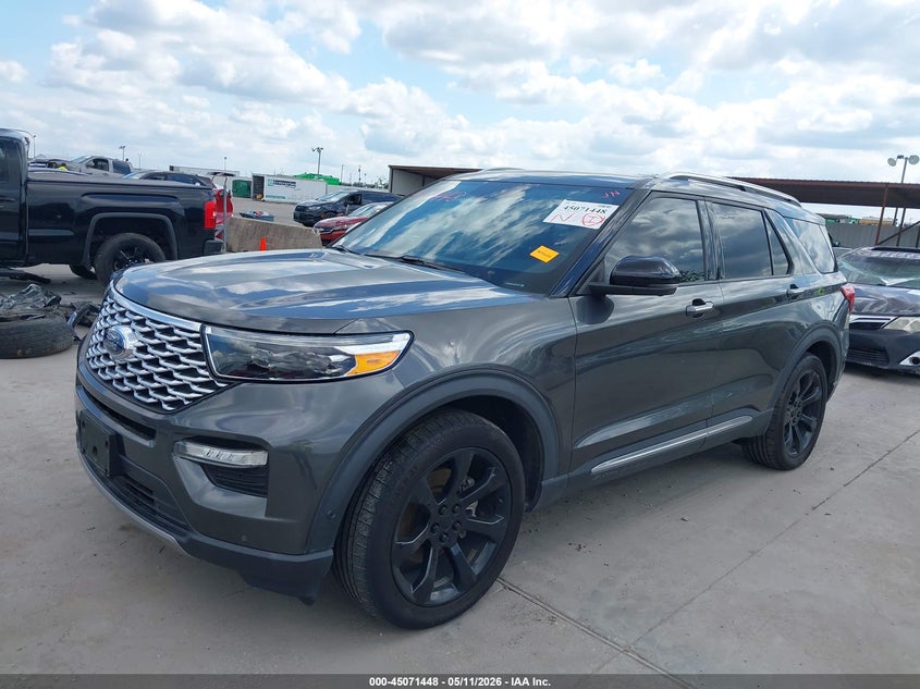 2020 Ford Explorer VIN 1FM5K8HC1LGA14140 IAAI salvage auction — THEFT, Salvage (Texas), sold $14,300 on 2026-07-29 (photo 2)