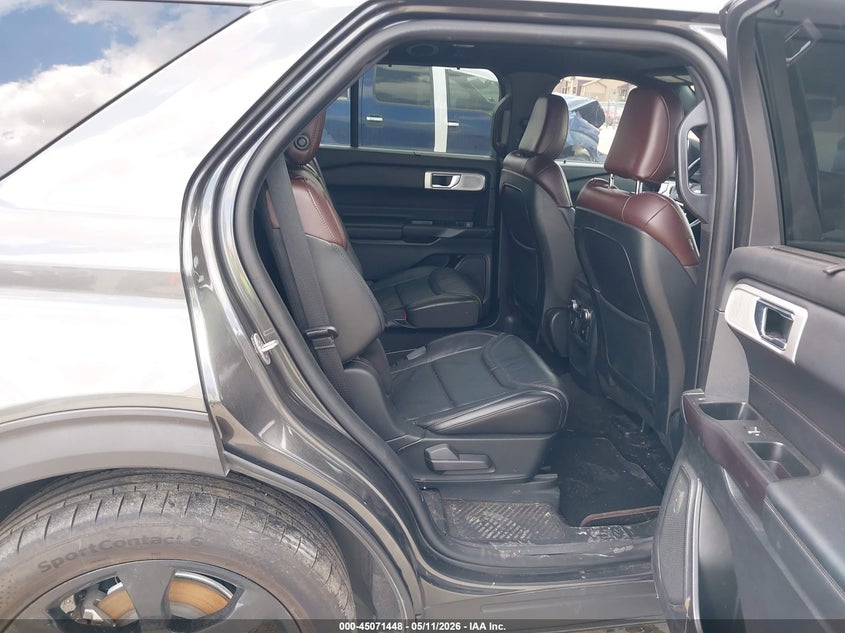 2020 Ford Explorer VIN 1FM5K8HC1LGA14140 IAAI salvage auction — THEFT, Salvage (Texas), sold $14,300 on 2026-07-29 (photo 8)