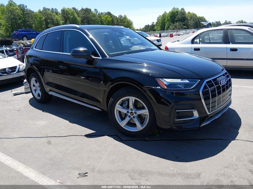 2021 Audi Q5 VIN WA1AAAFY5M2044536 — IAAI salvage auction photo