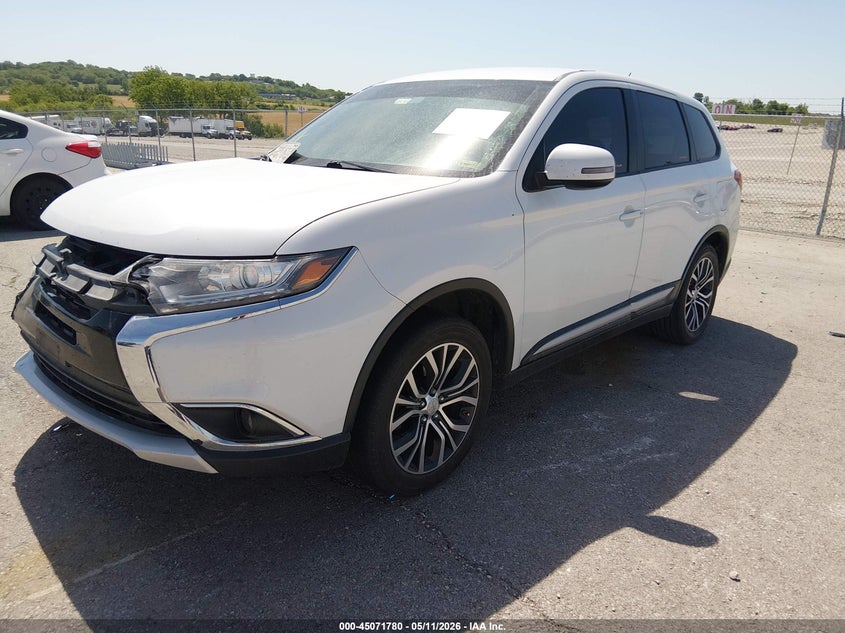 2016 Mitsubishi Outlander VIN JA4AZ3A30GZ005378 IAAI salvage auction — RIGHT FRONT, Salvage (Missouri), sold $1,300 on 2026-07-16 (photo 2)