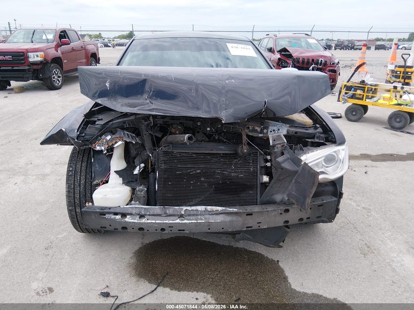 2017 Chrysler 300c VIN 2C3CCAEG4HH591168 IAAI salvage auction — FRONT END, Salvage (Illinois), sold $800 on 2026-07-07 (photo 6)