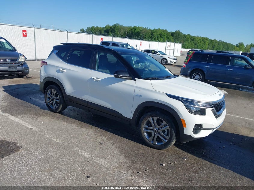 2022 Kia Seltos VIN KNDEUCAA9N7344864 IAAI salvage auction — LEFT SIDE, Salvage (Kentucky), sold $8,100 on 2026-07-30 (photo 1)