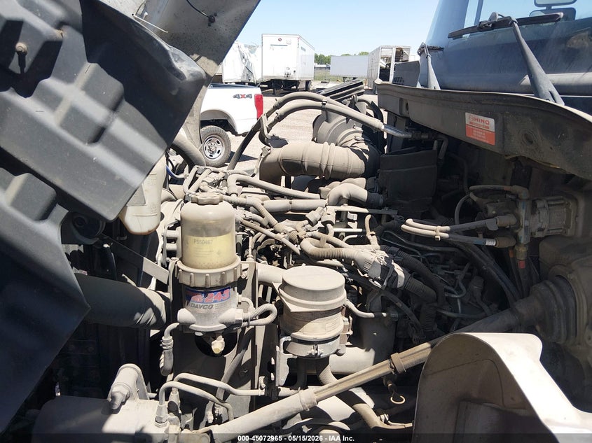 2017 Hino 258/268 VIN 5PVNJ8JV7H4S65305 IAAI salvage auction — Unknown, Clear (Colorado), sold $25 on 2026-07-29 (photo 9)