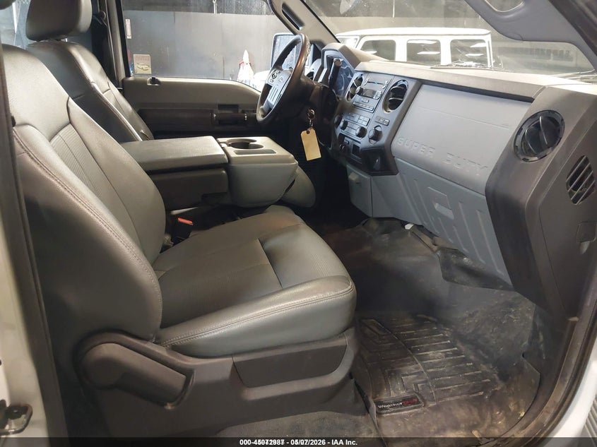 2016 Ford VIN 1FT8X3B69GEB06767 IAAI salvage auction — NORMAL WEAR, Sf97 (New York), sold $8,500 on 2026-07-31 (photo 5)