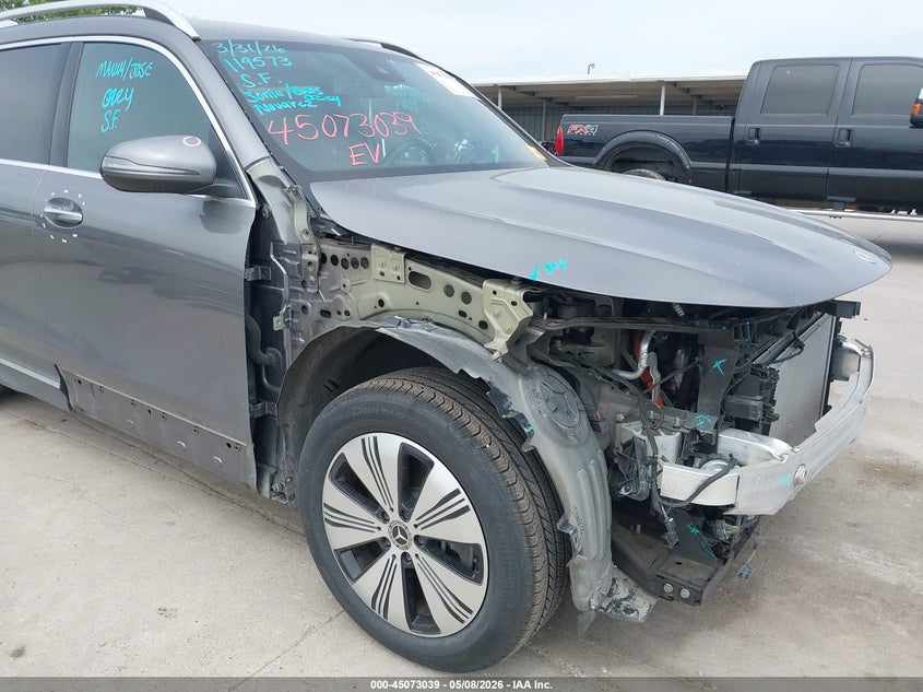 2023 Mercedes-benz VIN W1N9M0CBXPN053447 IAAI salvage auction — FRONT END, Original (Texas), sold $11,500 on 2026-07-16 (photo 6)