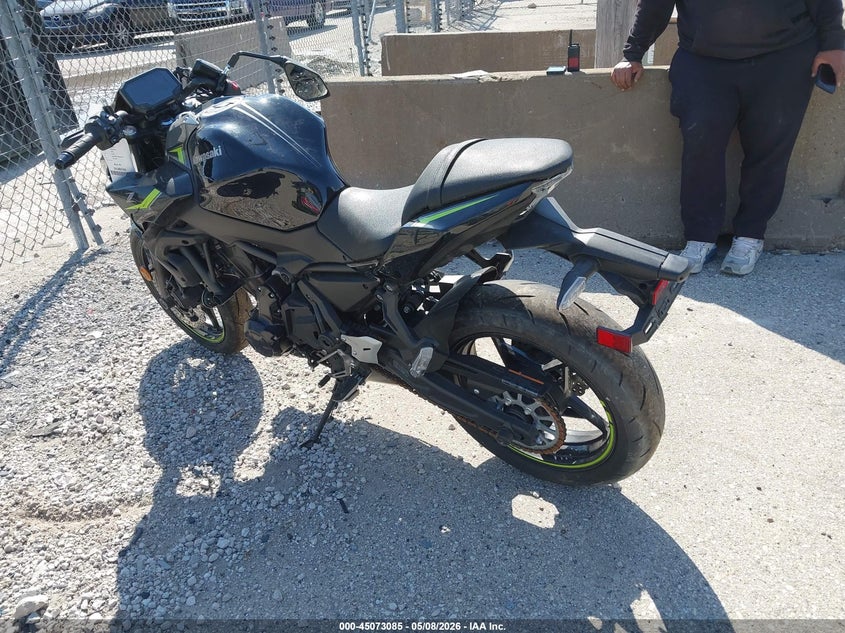 2024 Kawasaki Er VIN ML5EREP12RDAD5144 IAAI salvage auction — REAR END, Junk Bill Of Sale Mv2459 (Wisconsin), sold $750 on 2026-07-21 (photo 3)
