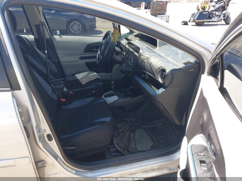 2013 Toyota Prius c VIN JTDKDTB34D1534222 IAAI salvage auction — SIDE, Salvage (North Carolina), sold $725 on 2026-07-09 (photo 5)