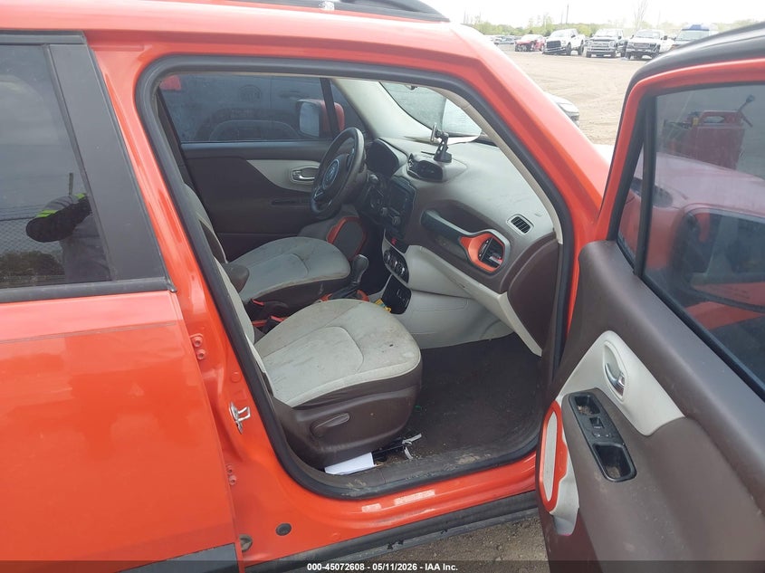 2017 Jeep Renegade VIN ZACCJABB5HPG24185 IAAI salvage auction — REAR END, Salvage Title, sold $1,450 on 2026-07-09 (photo 5)