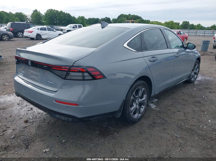 2025 Honda Accord VIN 1HGCY2F64SA044286 IAAI salvage auction — LEFT SIDE, Salvage (Arkansas), sold $9,700 on 2026-07-30 (photo 4)