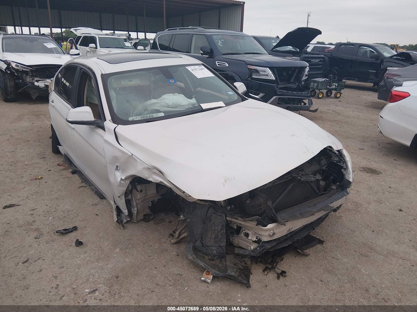 2015 BMW 3er VIN WBA3B1G50FNT63437 IAAI salvage auction — INTERIOR BURN, Salvage (Texas), sold $525 on 2026-07-21 (photo 1)