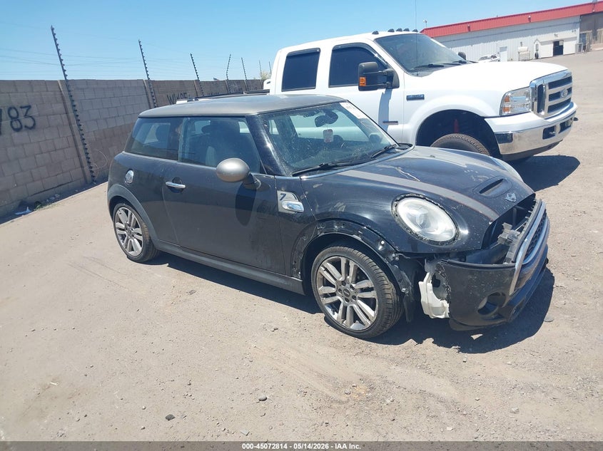 2017 Mini Hard top VIN WMWXP7C58H2C61242 IAAI salvage auction — FRONT END, Salvage (Arizona), sold $3,675 on 2026-08-04 (photo 1)