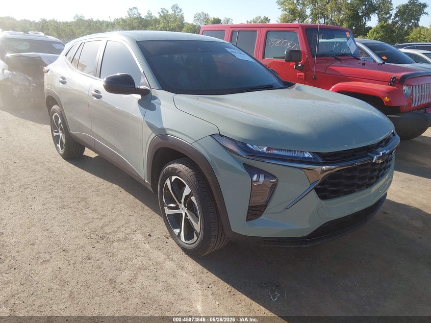 2024 Chevrolet Trax VIN KL77LGE22RC157790 IAAI salvage auction — HAIL, Salvage Title, sold $9,400 on 2026-07-09 (photo 1)