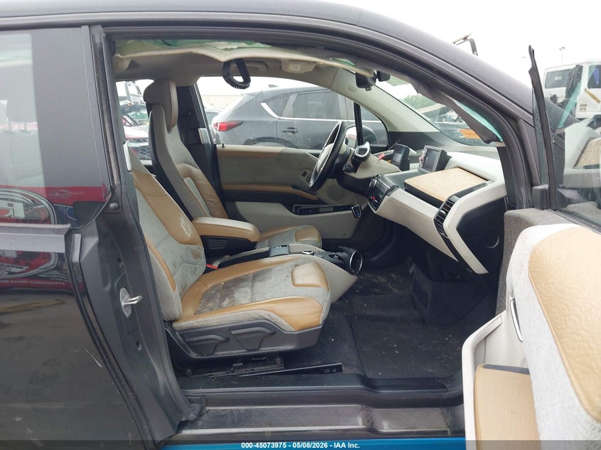 2017 BMW I3 VIN WBY1Z8C3XHV890597 IAAI salvage auction — RIGHT SIDE, Original (Texas), sold $3,750 on 2026-07-09 (photo 5)