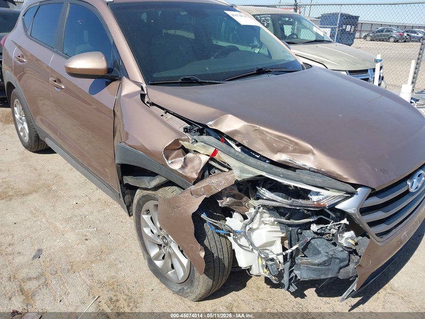 2017 Hyundai Tucson VIN KM8J3CA45HU272378 IAAI salvage auction — RIGHT FRONT, Original (Texas), sold $2,500 on 2026-07-07 (photo 6)